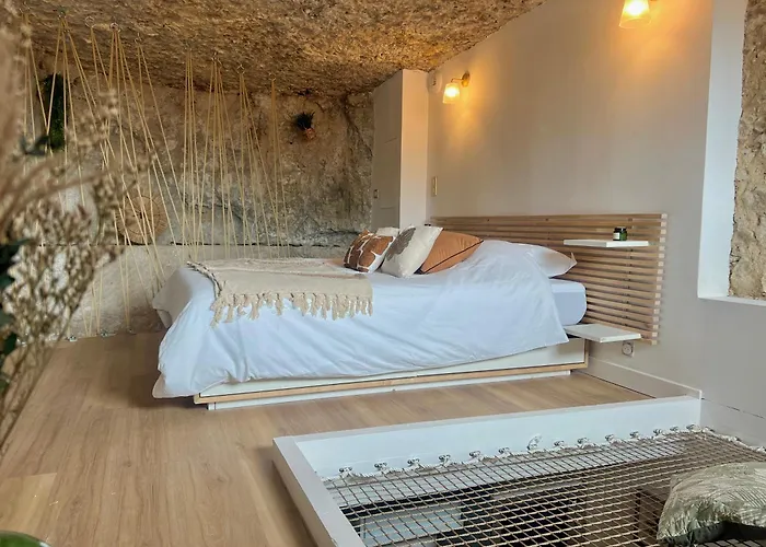 Splendide Troglodyte A 5 Min Du Centre *